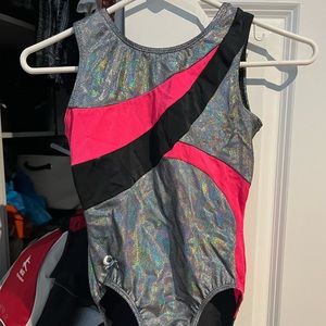 Women’s gymnastics leotard